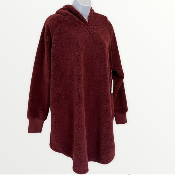 BP Burgandy Port Fuzzy Teddy Style pullover sweater with hood - Picture 3 of 5